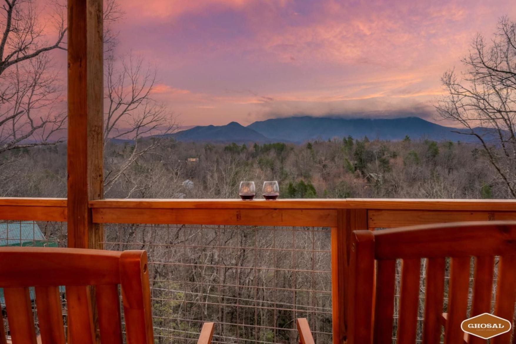 Tranquil Mountain Getaway By Ghosal Luxury Lodging Гатлинбург Экстерьер фото