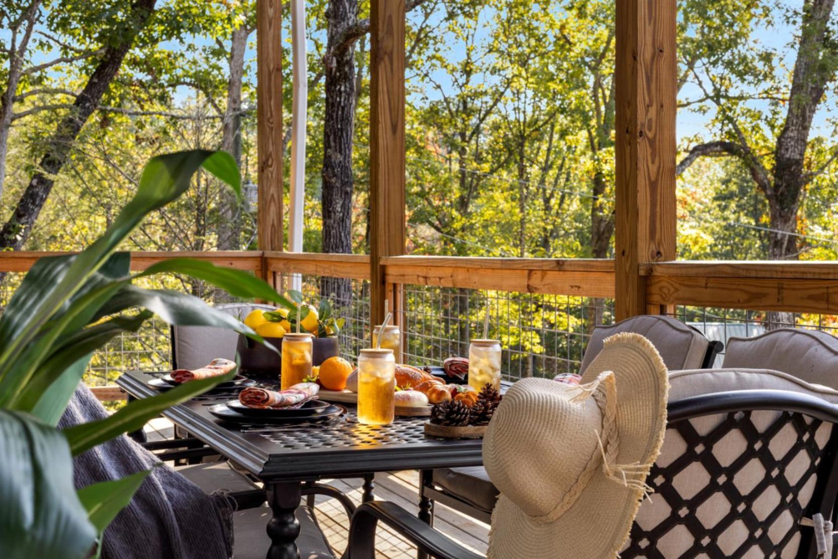 Tranquil Mountain Getaway By Ghosal Luxury Lodging Гатлинбург Экстерьер фото