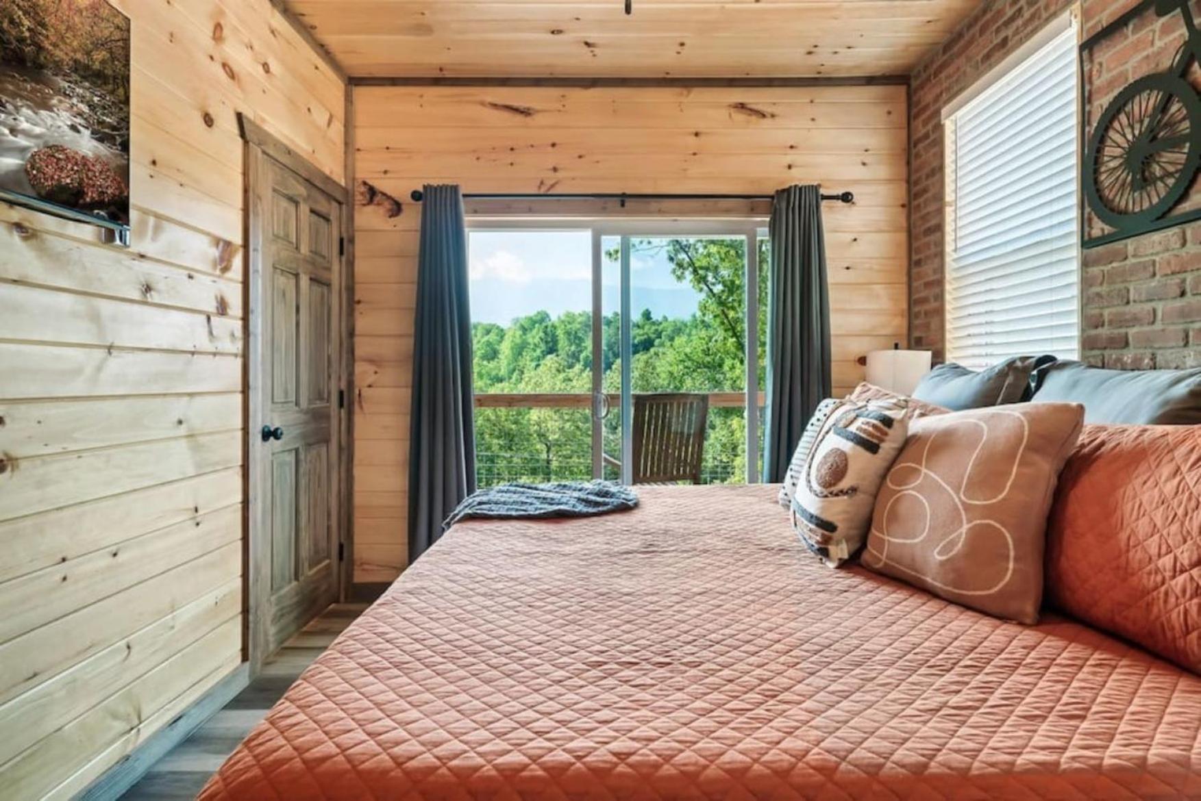 Tranquil Mountain Getaway By Ghosal Luxury Lodging Гатлинбург Экстерьер фото