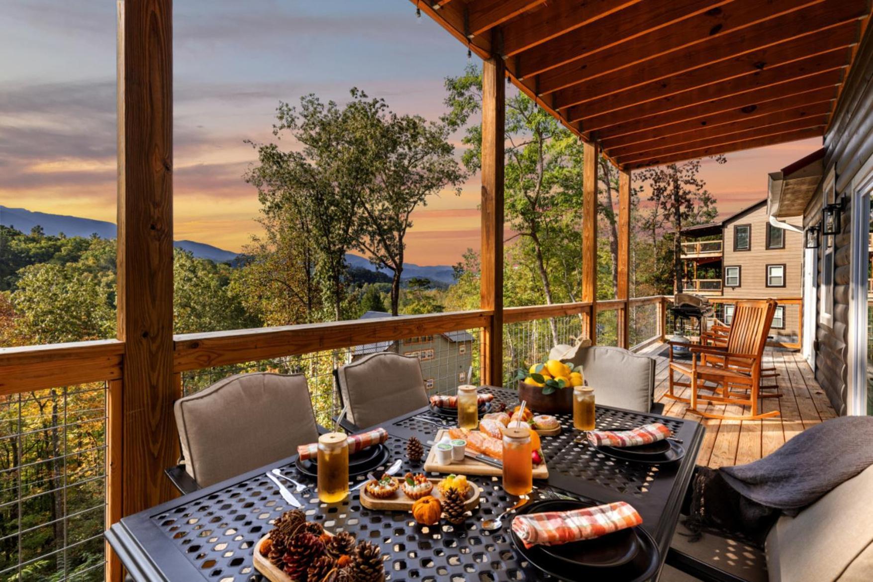 Tranquil Mountain Getaway By Ghosal Luxury Lodging Гатлинбург Экстерьер фото